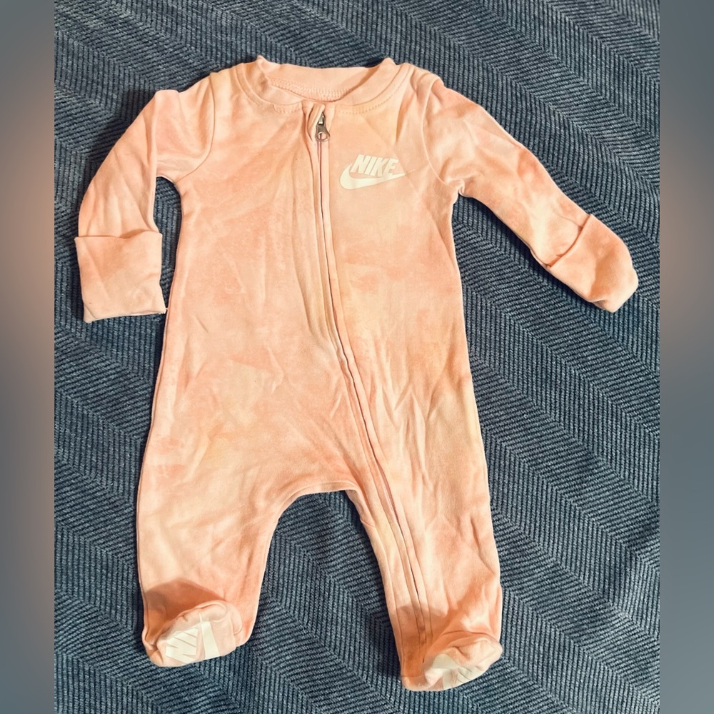 Nike Sleep and Play Newborn